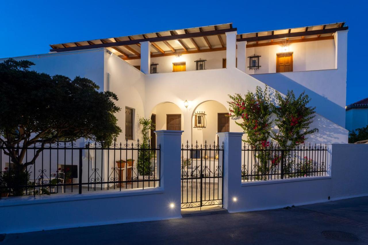 Villa Kriezi سبيتسيس المظهر الخارجي الصورة